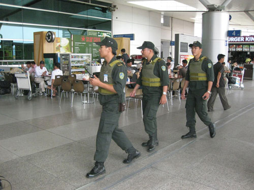 Dịch vụ bảo vệ Sân bay